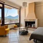 아파트 Lemon & Light Bright With View And Fireplace Meligalás